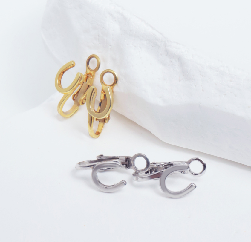 Petite Horseshoe Earring